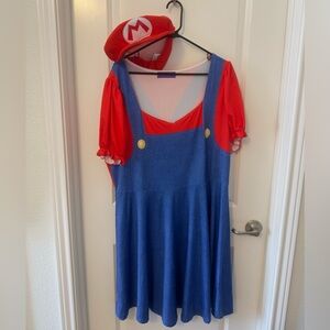 Women’s Mario Dress and Hat (XL)